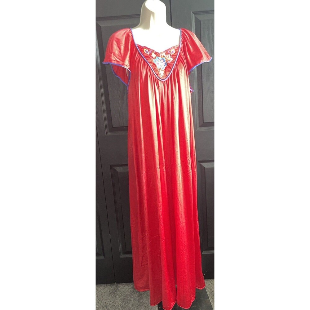 Vanity Fair Nightgown PM Red Satin Embroidered Floral Flutter Sleeve Gown